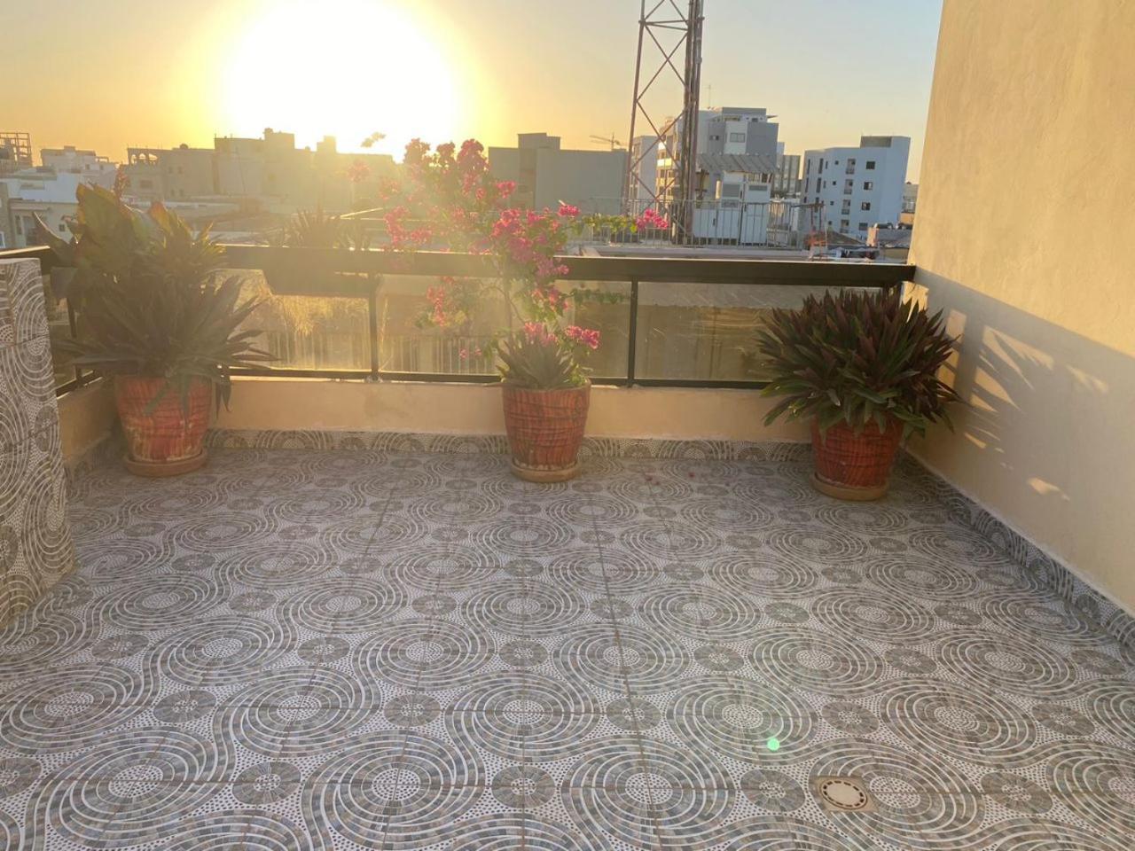 Residence Adja Binta Kane Sour Дакар Екстериор снимка