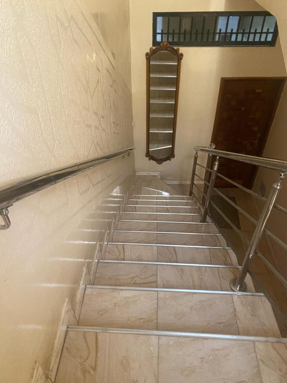 Residence Adja Binta Kane Sour Дакар Екстериор снимка