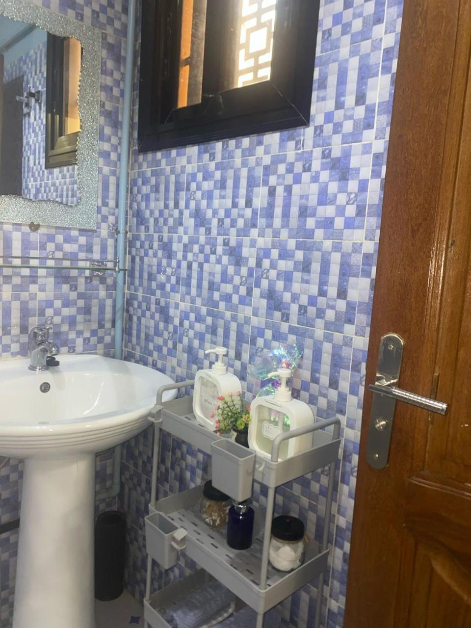 Residence Adja Binta Kane Sour Дакар Екстериор снимка