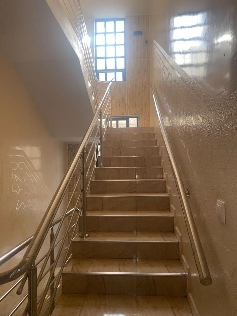 Residence Adja Binta Kane Sour Дакар Екстериор снимка